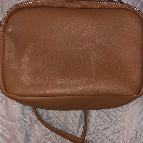 Wild Fable Small Crossbody (small water stain) - Picture 5 of 5